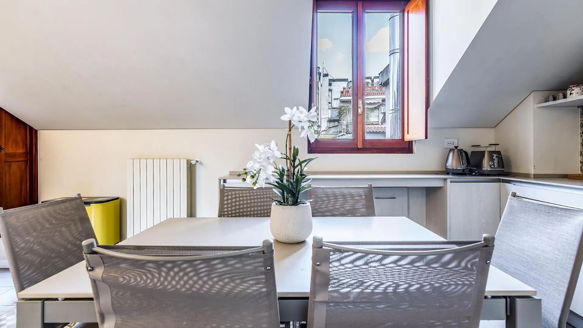 Apartmán Luxury Flat Duomo 6Pax Wifi Top Milán 0*,  Itálie